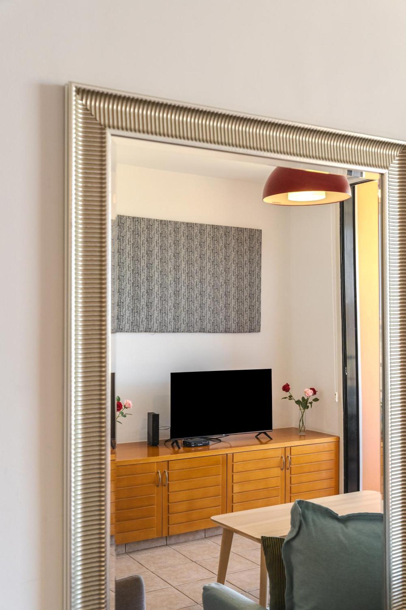 Isabella One Bedroom Larnaca Extérieur photo
