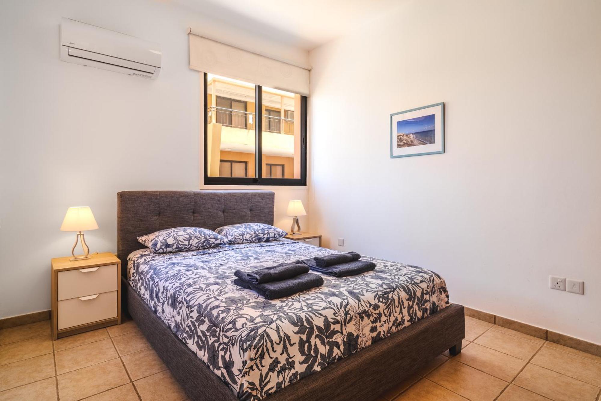 Isabella One Bedroom Larnaca Extérieur photo