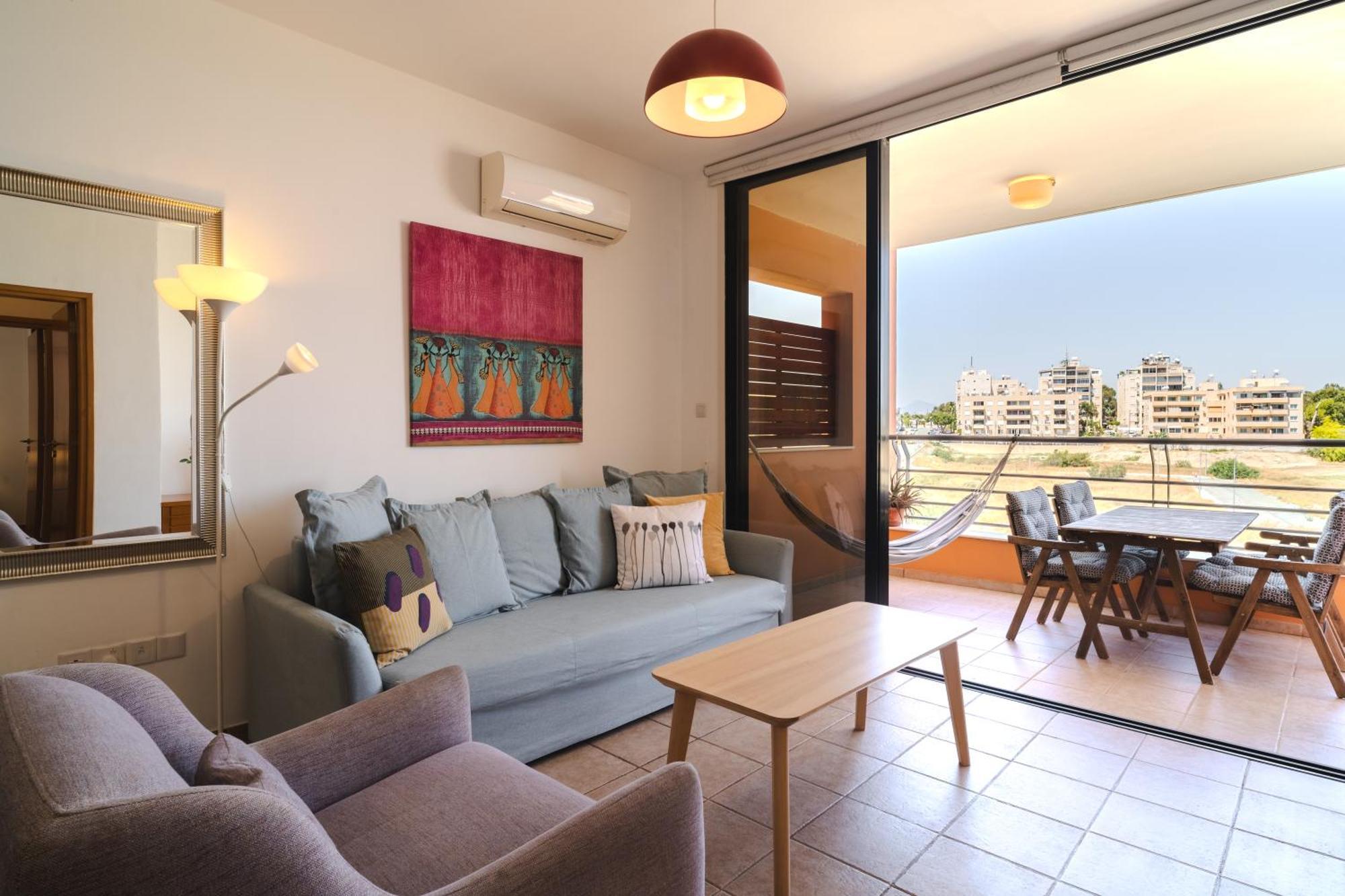 Isabella One Bedroom Larnaca Extérieur photo